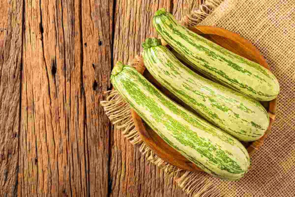 Taglia così e poi metti in forno le zucchine