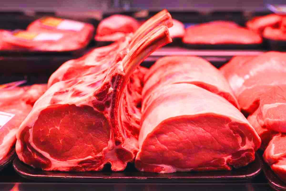 la carne in vendita da esselunga