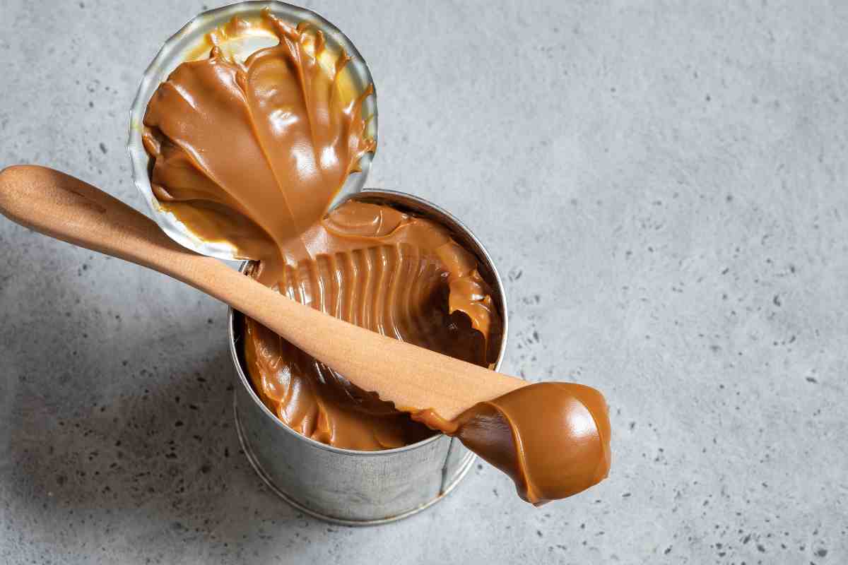 Altro che Nutella, tutti pazzi per il dulce de leche: la crema spagnola che fa impazzire, tutti i dettagli