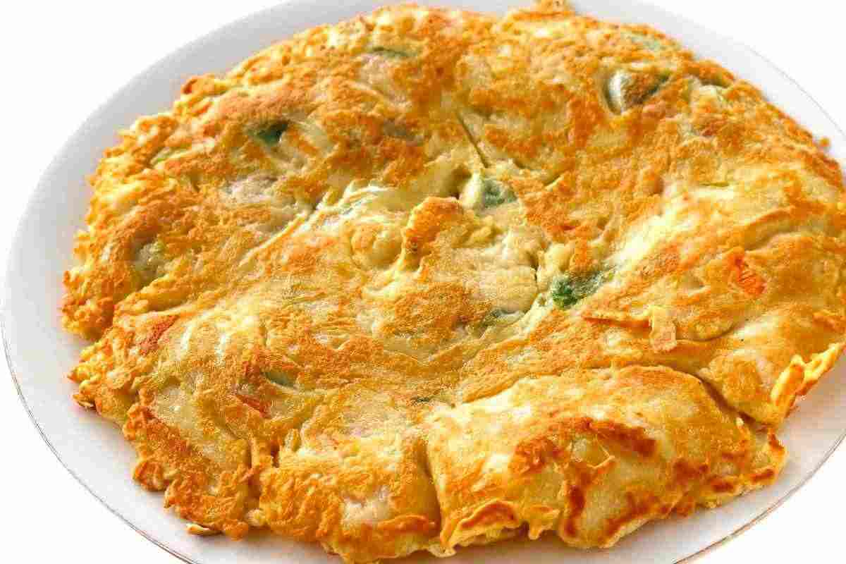 Io con la pasta avanzata ci preparo questa frittata morbidissima