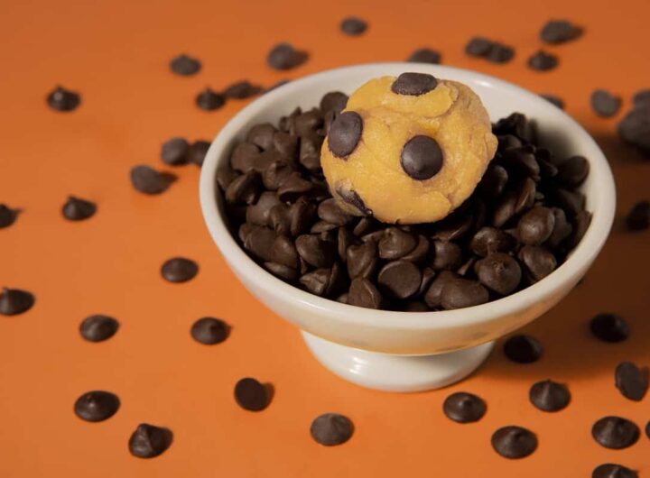 dolce con gocce di cioccolato