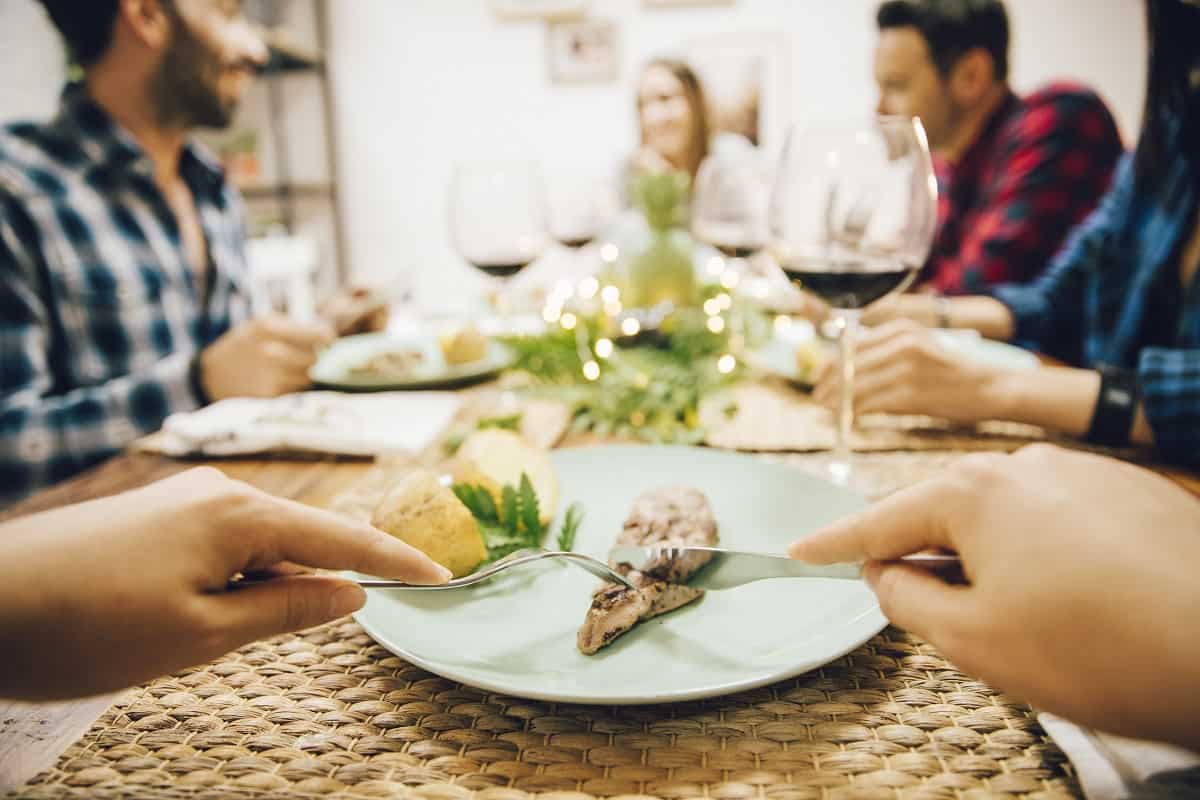 mangi e guadagni 1000 euro in un ristorante stellato