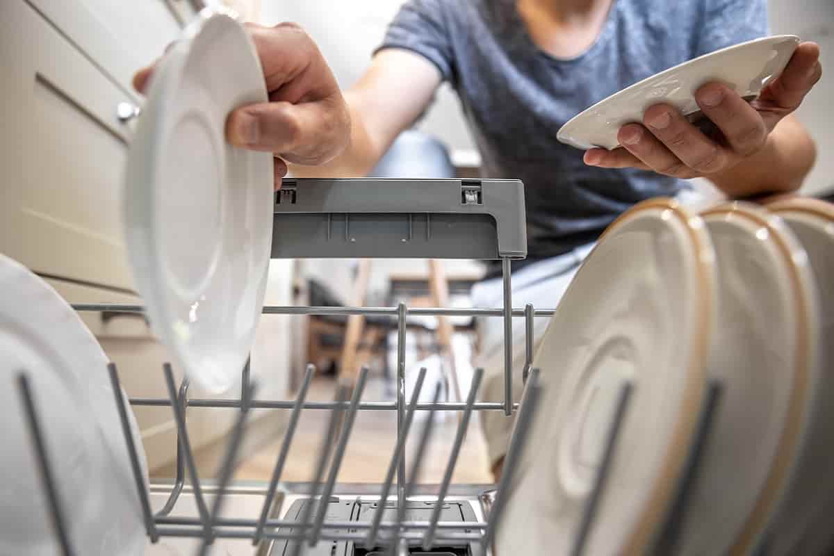 a cosa serve il brillantante della lavastoviglie