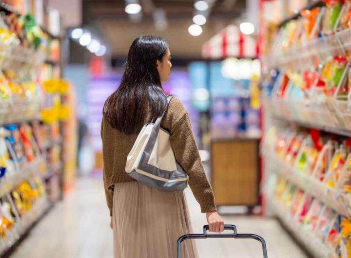 Donna supermercato