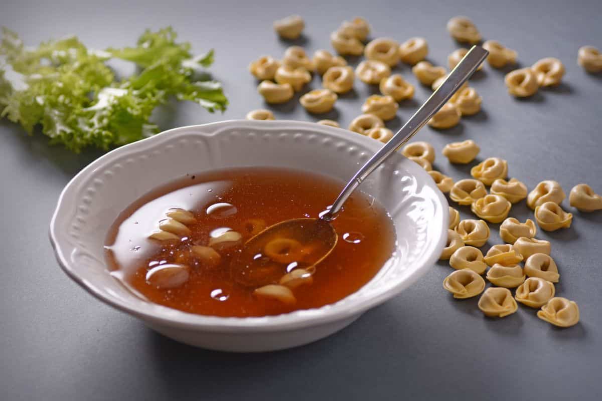 ricetta brodo tortellini di bruno barbieri