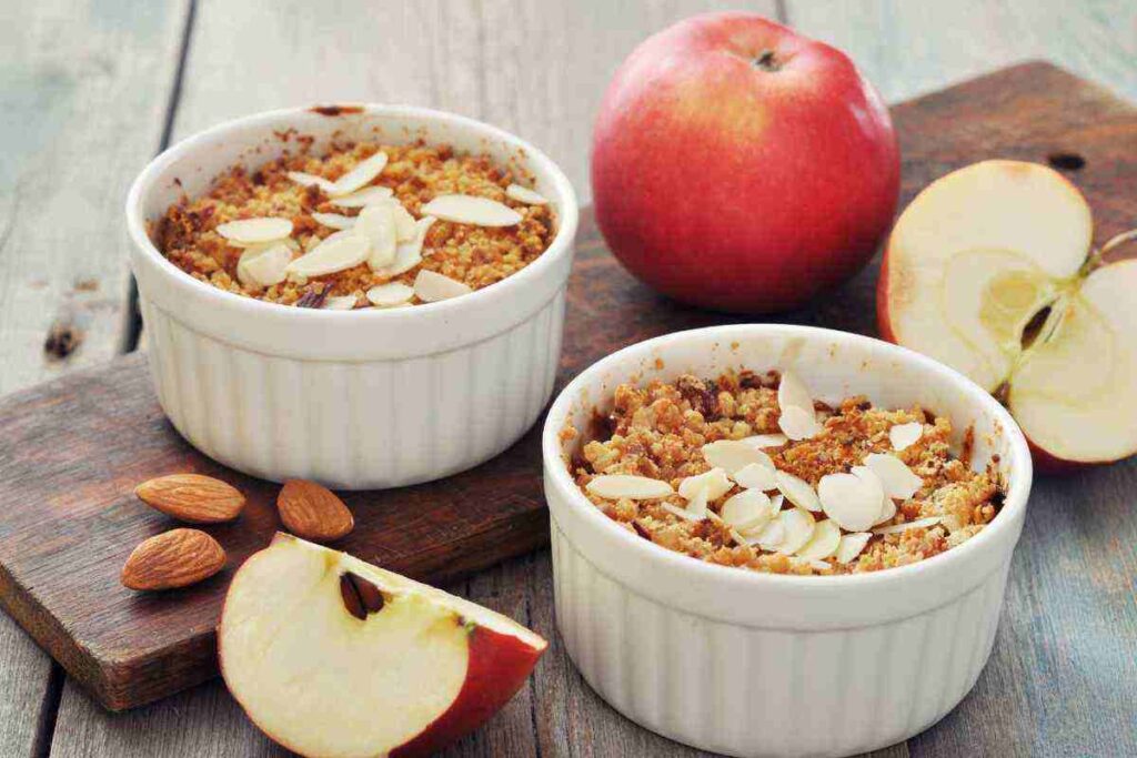 Non è un semplice crumble di mele, ma un sogno per occhi e palato, i dettagli