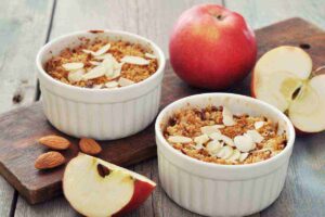 Non è un semplice crumble di mele, ma un sogno per occhi e palato, i dettagli