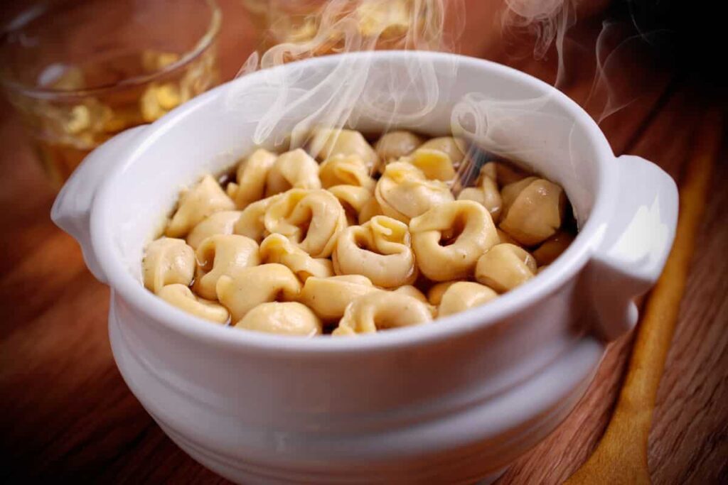 ricetta brodo tortellini di bruno barbieri