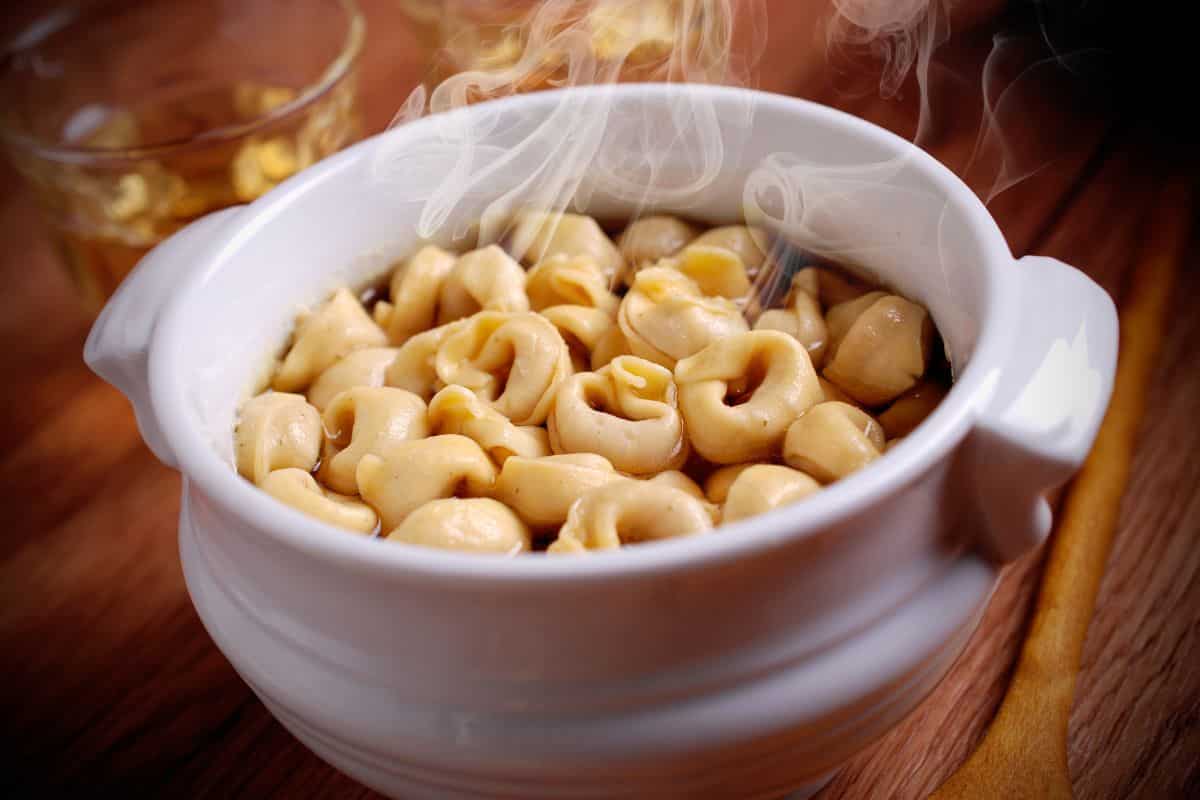 ricetta brodo tortellini di bruno barbieri