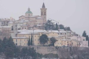 borgo dell'olio: scopri le bellezze di trevi umbria