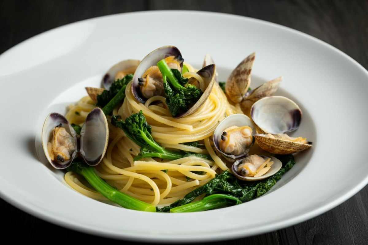 Linguine vongole e cime di rapa 