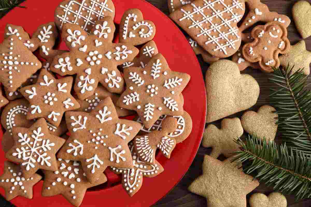 ricetta biscotti di natale in 10 minuti