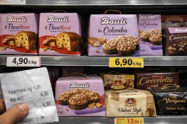 Colomba costa il doppio del panettone