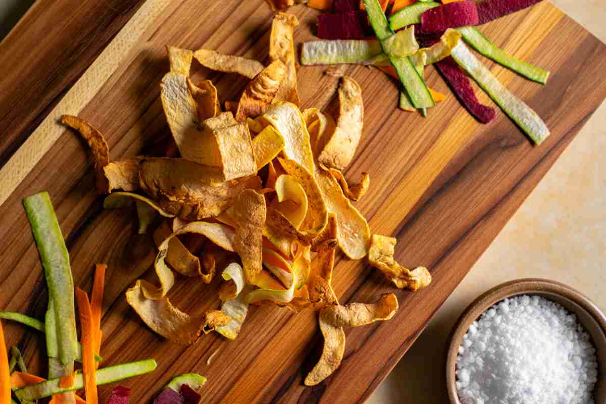 Le bucce delle verdure valgono oro e tu le butti